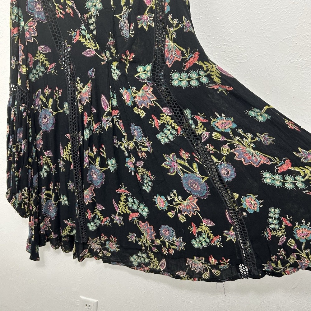 Free People Boho Crochet Lace Black Dark Floral Tunic Top M Fairy Grunge Relaxed - Picture 4 of 9